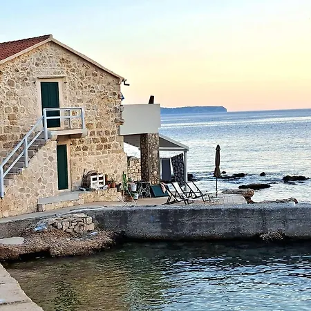 Holiday home Cica