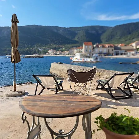 Holiday home Cica Komiza